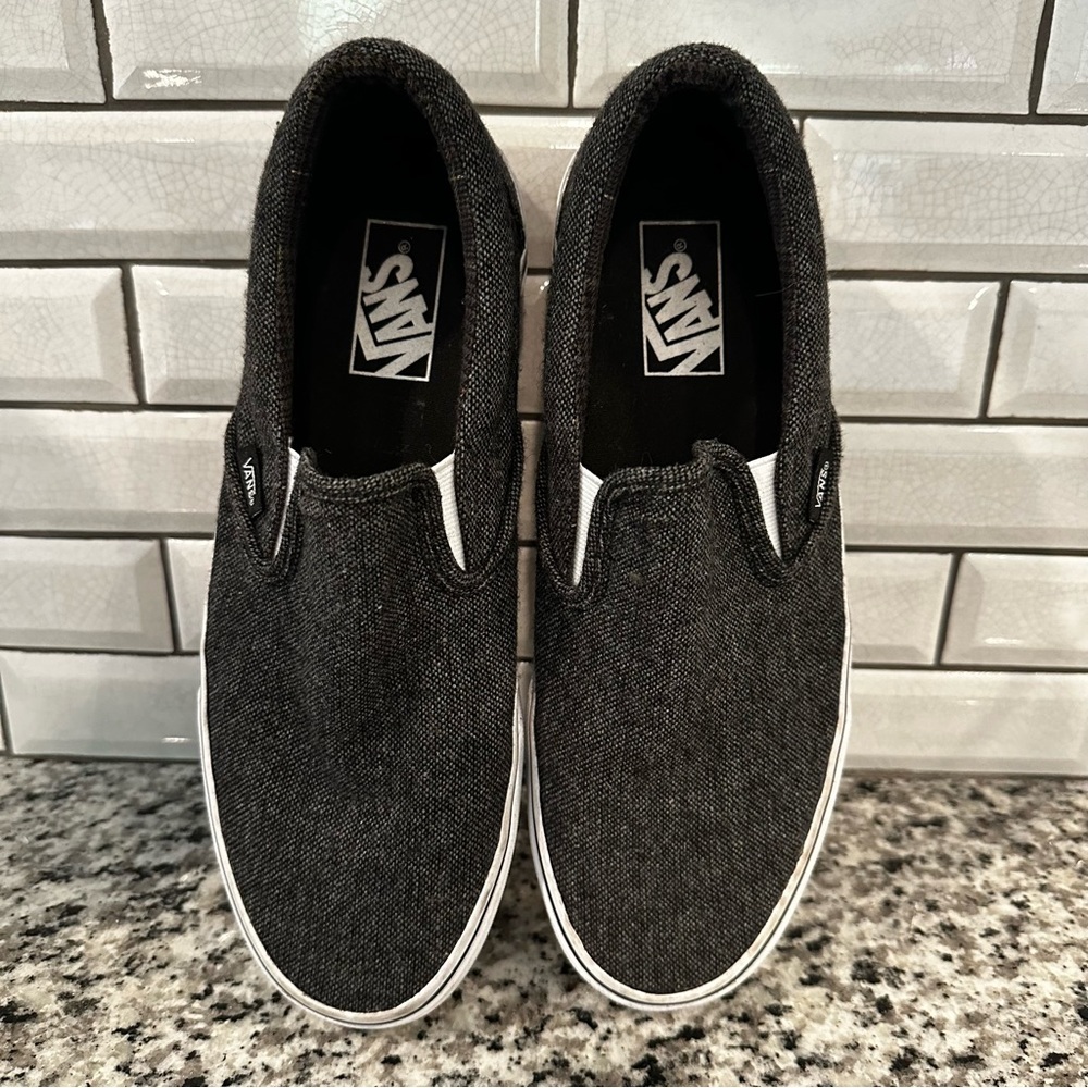 Vans Men's Black Slip-On Shoes size 8